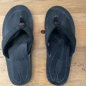 Keen flip flops